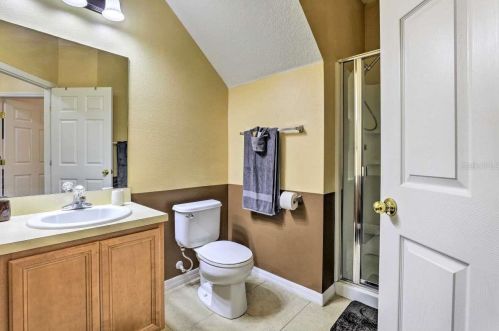 7646 Long Island Dr, Kissimmee, FL 34747-1812