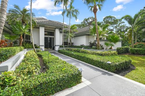 7882 Country Estates Way, Jupiter, FL 33458-1043