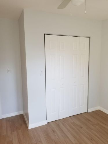 513 47 St, West Palm Beach FL  33407-2941 exterior