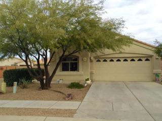 6967 Spring Walk Dr, Tucson, AZ 85757-6908