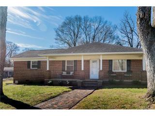 308 Plaintree Dr, Catawba Heights, NC 28012-3203