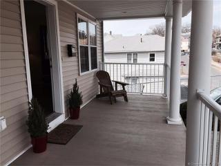 204 Elliott Ave, Waterbury, CT 06705-1921