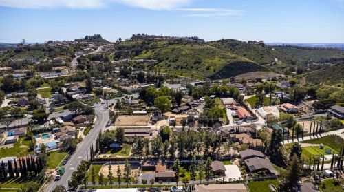 11389 Orange Park Blvd, Orange CA  92869-2118 exterior