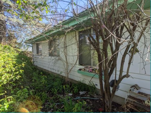 2759 84th St, Kenosha, WI 53143-6247