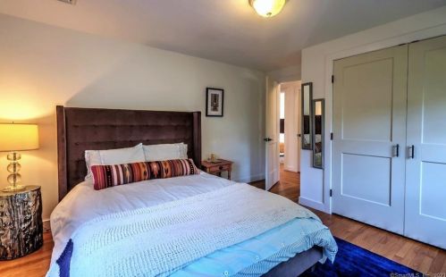 28 Tower St, Milford CT  06460-3213 exterior