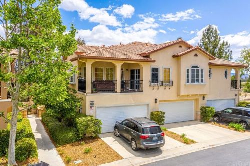 27904 Cherry Blossom Pl, Santa Clarita, CA 91354-1220