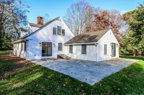 214 Berkshire Rd, Sandy Hook CT  06482-1548 exterior