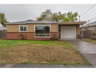 250 Pine St, Lebanon, OR 97355-3457