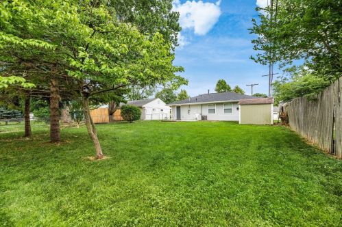 2972 Irwin Ave, Darbydale OH  43123-2310 exterior