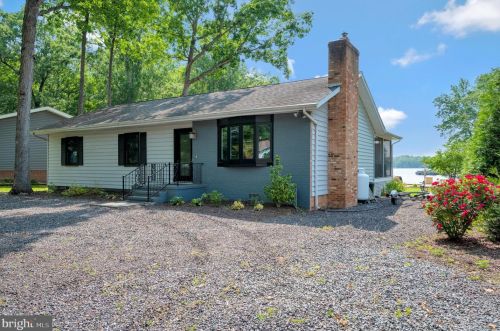 1005 Lakeview Pkwy, Locust Grove, VA 22508-5257