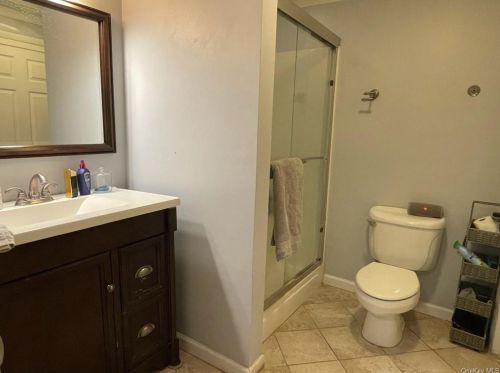 2 Frado Ct, Stony Point NY  10980-1004 exterior