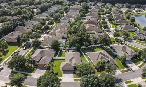 403 Thoroughbred Way, Deland, FL 32724-7661