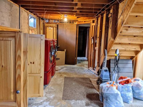 381 Scranton St, Denver CO 80011-8422 exterior