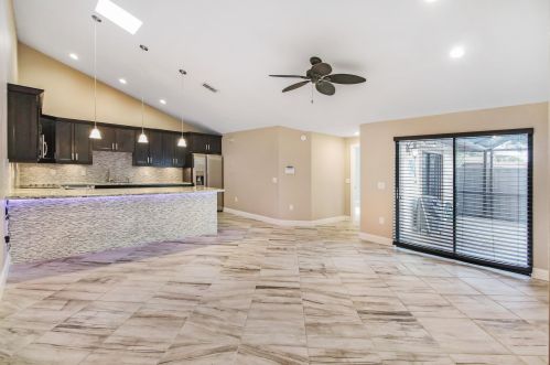 9713 Boca Gardens Pkwy, Boca Raton, FL 33496-1734