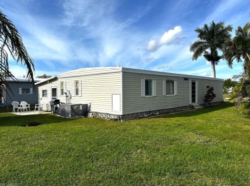 250 Indian Key Ln, Naples, FL