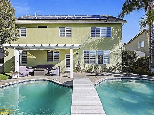 8055 La Crosse Way, Riverside CA  92508-6142 exterior