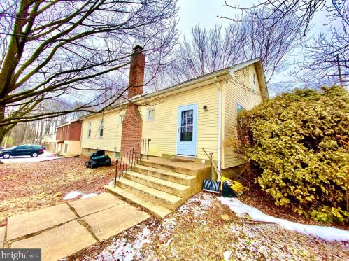 2603 Naamans Rd, Wilmington, DE 19810-1136
