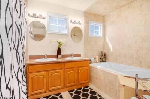 235 Woodland Ave, East Orange NJ  07017-2027 exterior