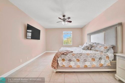 1578 191st Ave, Hollywood FL  33029-6149 exterior