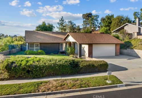27601 Spandau Dr, Santa Clarita, CA 91350-1331