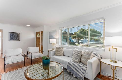 5062 San Juan Pl, Santa Barbara, CA 93111-2120