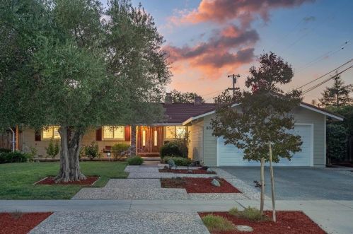 6541 Bose Ln, San Jose, CA 95120-4040