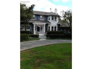 2842 River Rd, Maumee, OH 43537-3739
