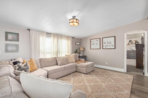 29419 183rd Ave, Sun City AZ  85387-9696 exterior