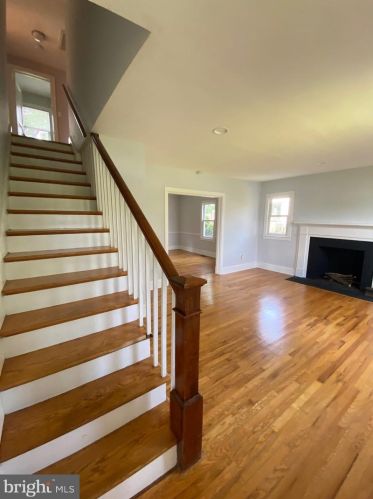 38991 Colonial Hwy, Hamilton VA  20158-3109 exterior