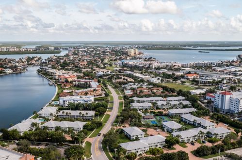 651 Elkcam Cir, Marco Island FL  34145-2272 exterior