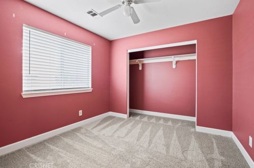 27836 Mariposa Ln, Santa Clarita CA  91384-4114 exterior