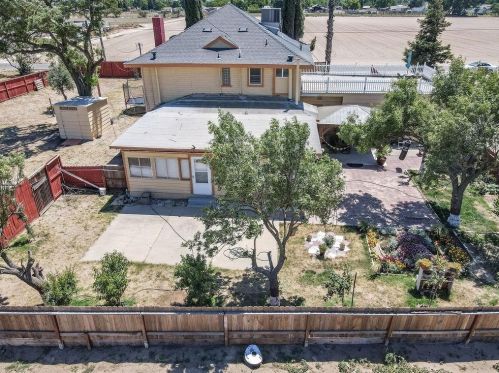 445 Simmons Rd, Turlock CA  95380-9786 exterior