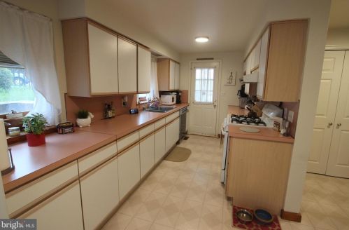2149 Culver Dr, Wilmington, DE 19810-1309