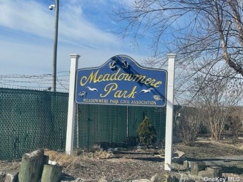 5 Bayview Ave, Meadowmere Park, NY 11559-1002