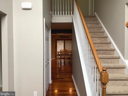3252 Charles Griffin Dr, Boothwyn, PA 19060-2209