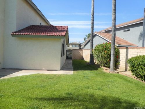 6843 Renato Ct, Chino CA  91710-6273 exterior