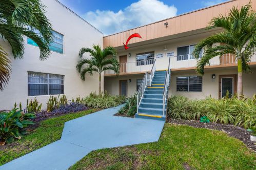 184 Piedmont D, Delray Beach FL  33484-7963 exterior