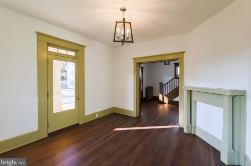 225 Commerce St, Harrington DE  19952-1017 exterior