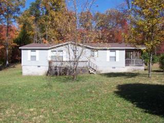 40 Pine Breeze Dr, Monterey, TN 38574-7174