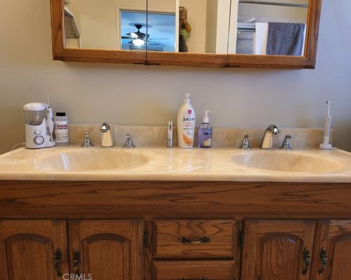 24822 Fries Ave, Long Beach, CA 90745-6516