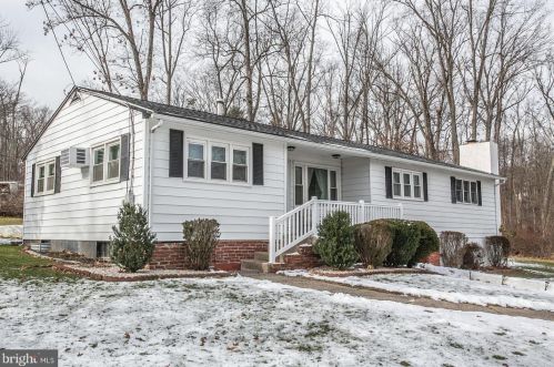 104 Bavington Rd, Perkiomenville, PA 18074-9737