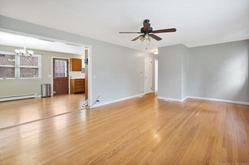 37 Victoria Dr, Colchester CT  06415-2319 exterior