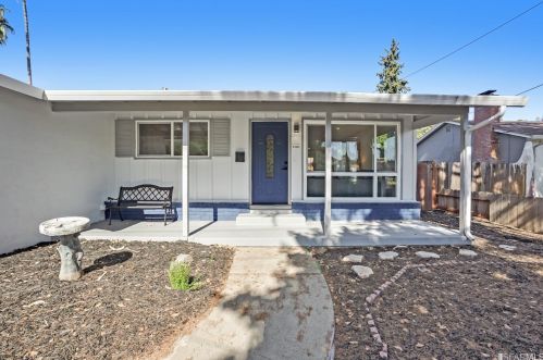 1360 Washington Blvd, Concord CA  94521-4002 exterior