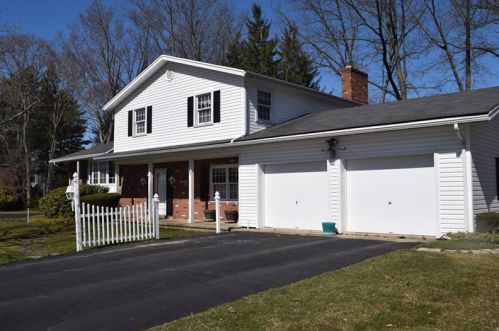19 Eastway Ave, Greenville, PA 16125-1114