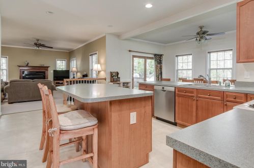 26 Colonel Miles Ct, Harpers Ferry WV  25425-3109 exterior
