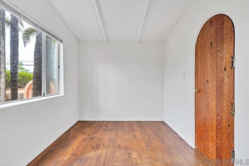 232 Rios Ave, Solana Beach CA  92075-1240 exterior