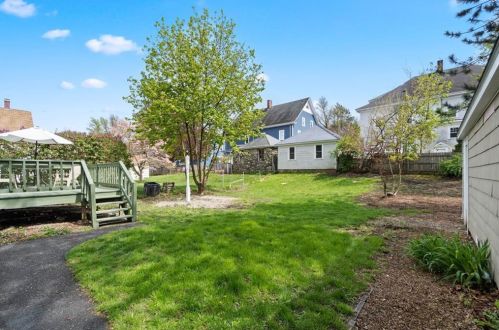 147 Trent St, Woonsocket RI  02895-1040 exterior