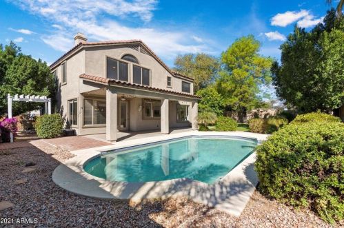 21523 72 Ave, Glendale AZ  85303-1630 exterior