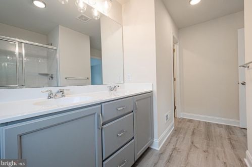 706 Hornblende Ave, Kennett Sq PA  19348-3614 exterior