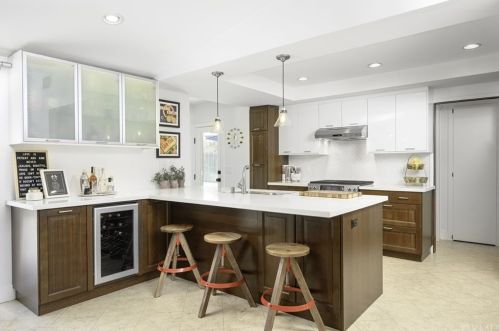 833 Waverly St, Orange, CA 92867-6957